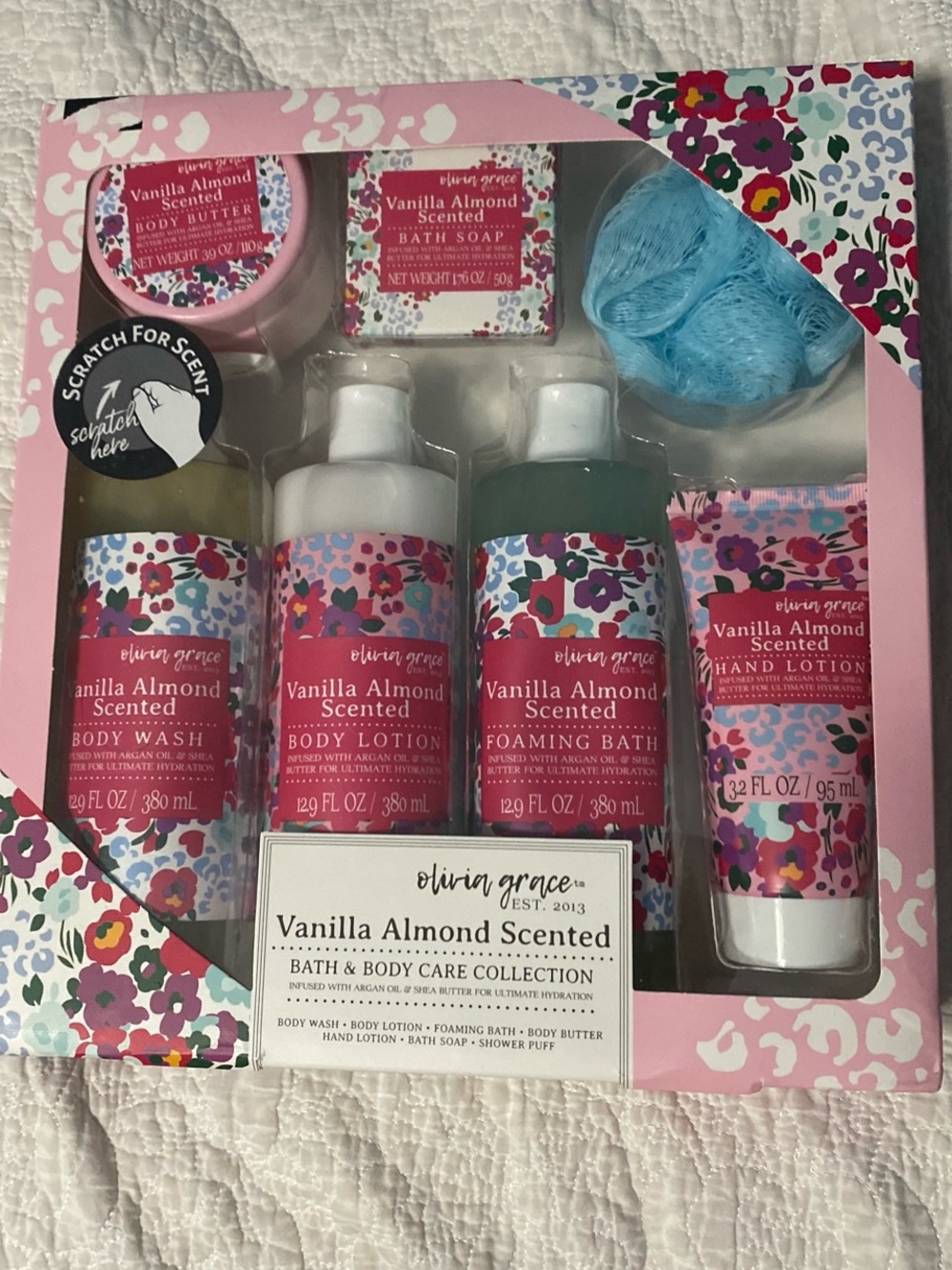 Olivia Grace Vanilla Almond Scented Bath & Body Gift Set - Pink, Blue